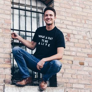 Meet your Posher, Eric